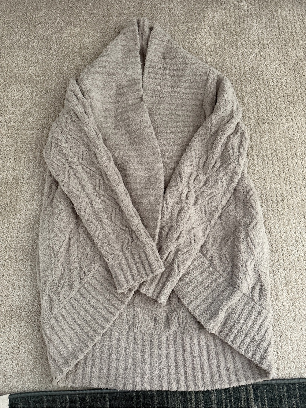 Barefoot Dreams Collar Cable Knit Sweater Cardigan